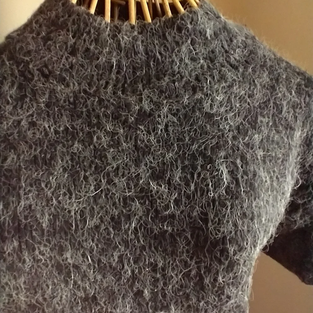 Elegant Gray Women's Sweater Dress - Picture 5 of 10